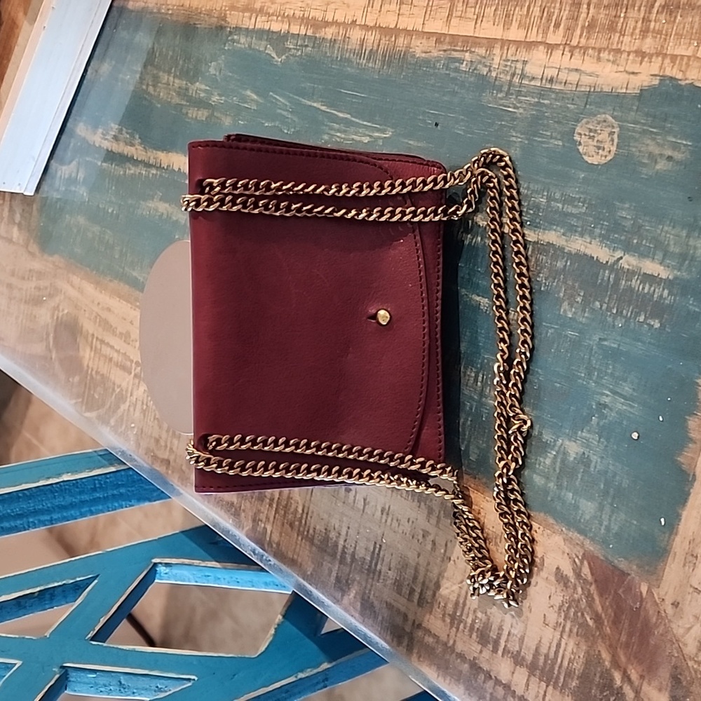 Maxwell Chain Crossbody - Picture 3 of 13